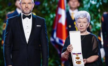 FOTO: Prezident Pellegrini udelil štátne vyznamenania. Kto je medzi ocenenými?