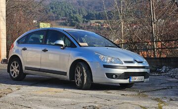 FOTO:  Štát predáva ojazdené autá, ktoré už nebude využívať. Tieto môžu byť vaše za super cenu