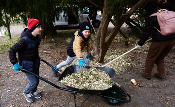 FOTO: Novoročná mulčovačka 2025 v Sade Janka Kráľa v Petržalke