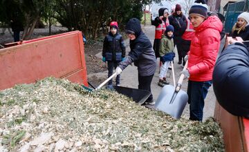 FOTO: Novoročná mulčovačka 2025 v Sade Janka Kráľa v Petržalke