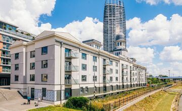 FOTO: Pri Eurovei vznikne nová kaviareň a pivovar DOCK 7