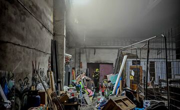 FOTO: Hasiči zasahovali pri požiari na Kopčianskej