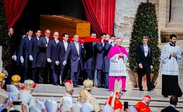 FOTO: Pohreb pápeža Františka