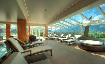 FOTO: Glváčov hotel v rakúskych Alpách