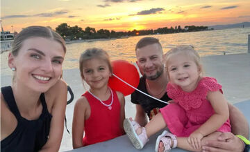 FOTO: Pri tragickej nehode pri Ľupči prišli o dcéru, druhá sa ťažko zranila. Rodine prispeli v zbierke stovky ľudí