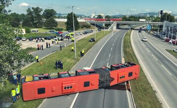 FOTO: Taktické cvičenie bratislavských policajtov