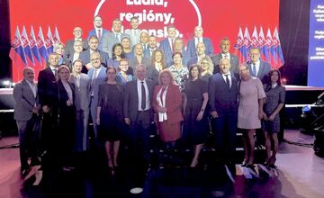 FOTO: Snem Hlasu-SD v Poprade