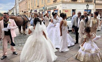 FOTO: Okázalá rómska svadba v Košiciach