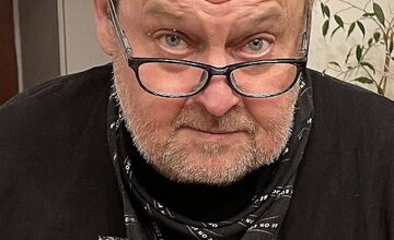 FOTO: Dúbravčania prišli o kolegu, priateľa a dušu mestskej časti Ľuba Navrátili