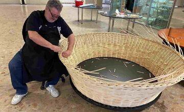 FOTO: Dúbravčania prišli o kolegu, priateľa a dušu mestskej časti Ľuba Navrátili