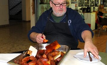 FOTO: Dúbravčania prišli o kolegu, priateľa a dušu mestskej časti Ľuba Navrátili