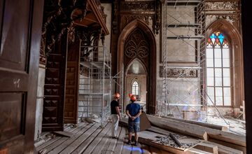 FOTO: Rekonštrukcia kaštieľa v Rusovciach