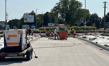 FOTO: Aktuálne tempo prác na Hradskej ulici