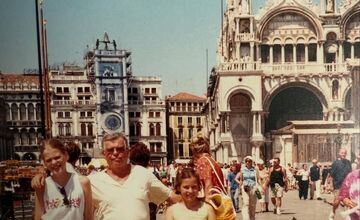 FOTO: Lucia Hlaváčková so svojím dedkom Oldom Hlaváčkom