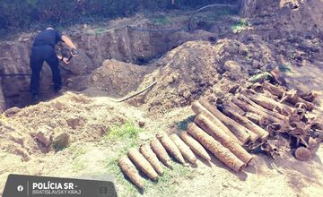 FOTO: Delostrelecká munícia v Bratislave