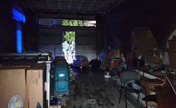 FOTO: Požiar elektrokolobežiek na Beckovej ulici 