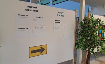 FOTO: Zoznam volebných okrskov v Petržalke pre voľby starostu 2025