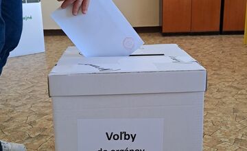 FOTO: Zoznam volebných okrskov v Petržalke pre voľby starostu 2025