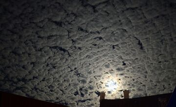 FOTO: Zatmenie mesiaca na Zámku Šimák v Pezinku