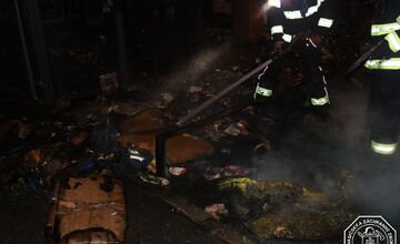 FOTO: Zhorené autá na Osuského ulici