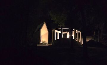 FOTO: Osvietená bratislavská kalvária