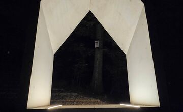 FOTO: Osvietená bratislavská kalvária