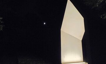 FOTO: Osvietená bratislavská kalvária