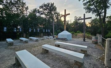 FOTO: Osvietená bratislavská kalvária