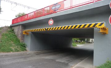 FOTO: Z podjazdu v Trnávke zmizli maľby vlakov