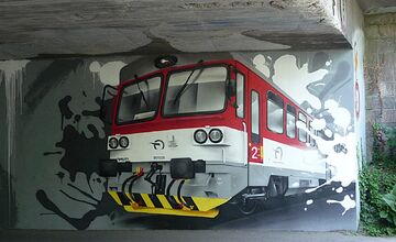 FOTO: Z podjazdu v Trnávke zmizli maľby vlakov