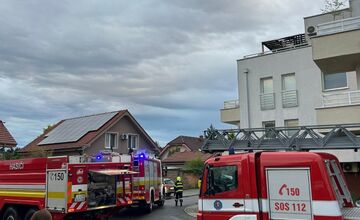 FOTO: Požiar altánku v Rovinke