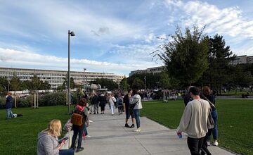 FOTO: Na Námestí slobody v Bratislave sa začal protest