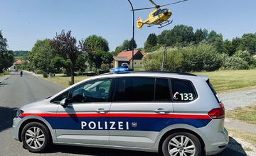 FOTO: Slovák hanbou v Rakúsku, kradol gumáky a vercajk