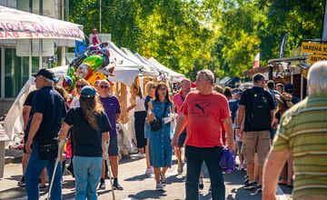 FOTO: Vinobranie Pezinok 2025