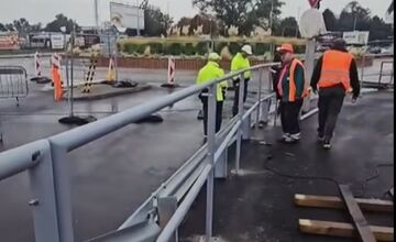 FOTO: Už čoskoro otvoria most na Hradskej
