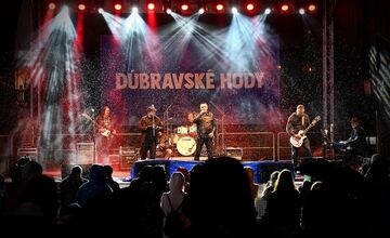 FOTO: Dúbravské hody ohúrili svojou atmosférou. Pozrite sa, ako vyzerali