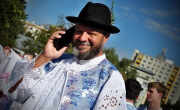 FOTO: Dúbravské hody ohúrili svojou atmosférou. Pozrite sa, ako vyzerali