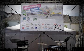 FOTO: Dúbravské hody ohúrili svojou atmosférou. Pozrite sa, ako vyzerali