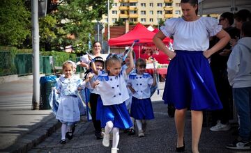FOTO: Dúbravské hody ohúrili svojou atmosférou. Pozrite sa, ako vyzerali