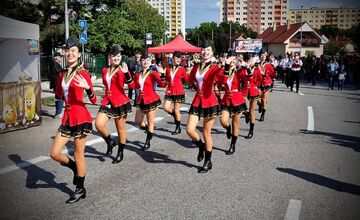 FOTO: Dúbravské hody ohúrili svojou atmosférou. Pozrite sa, ako vyzerali