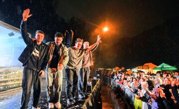 FOTO: Karloveské hody opäť prilákali stovky návštevníkov. Takáto atmosféra tam panovala