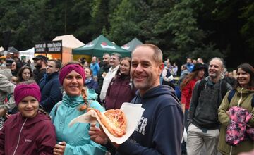 FOTO: Karloveské hody opäť prilákali stovky návštevníkov. Takáto atmosféra tam panovala