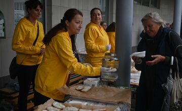 FOTO: Karloveské hody opäť prilákali stovky návštevníkov. Takáto atmosféra tam panovala