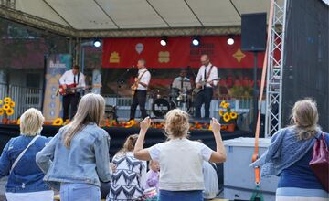FOTO: Novomestská hodová slávnosť sa niesla v rodinnej atmosfére. Takto to tam vyzeralo