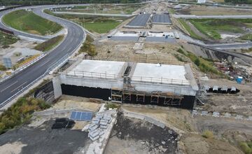 FOTO: Fotky z dronu odhalili robustné rozširovanie diaľnice pri Triblavíne.