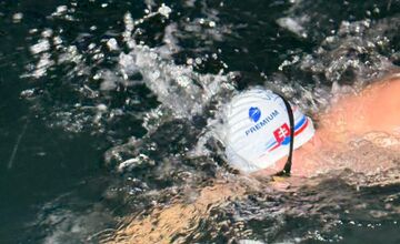 FOTO: 13-ročný Marko z Bratislavy preplával La Manche ako najmladší Slovák