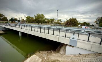 FOTO: Otvára sa most na Hradskej