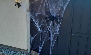 FOTO:  Halloweenska výzdoba
