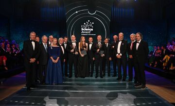 FOTO: Senčanka Daniela Vacek získala prestížne vedecké ocenenie ESET Science Award