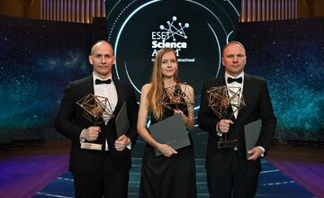 FOTO: Senčanka Daniela Vacek získala prestížne vedecké ocenenie ESET Science Award